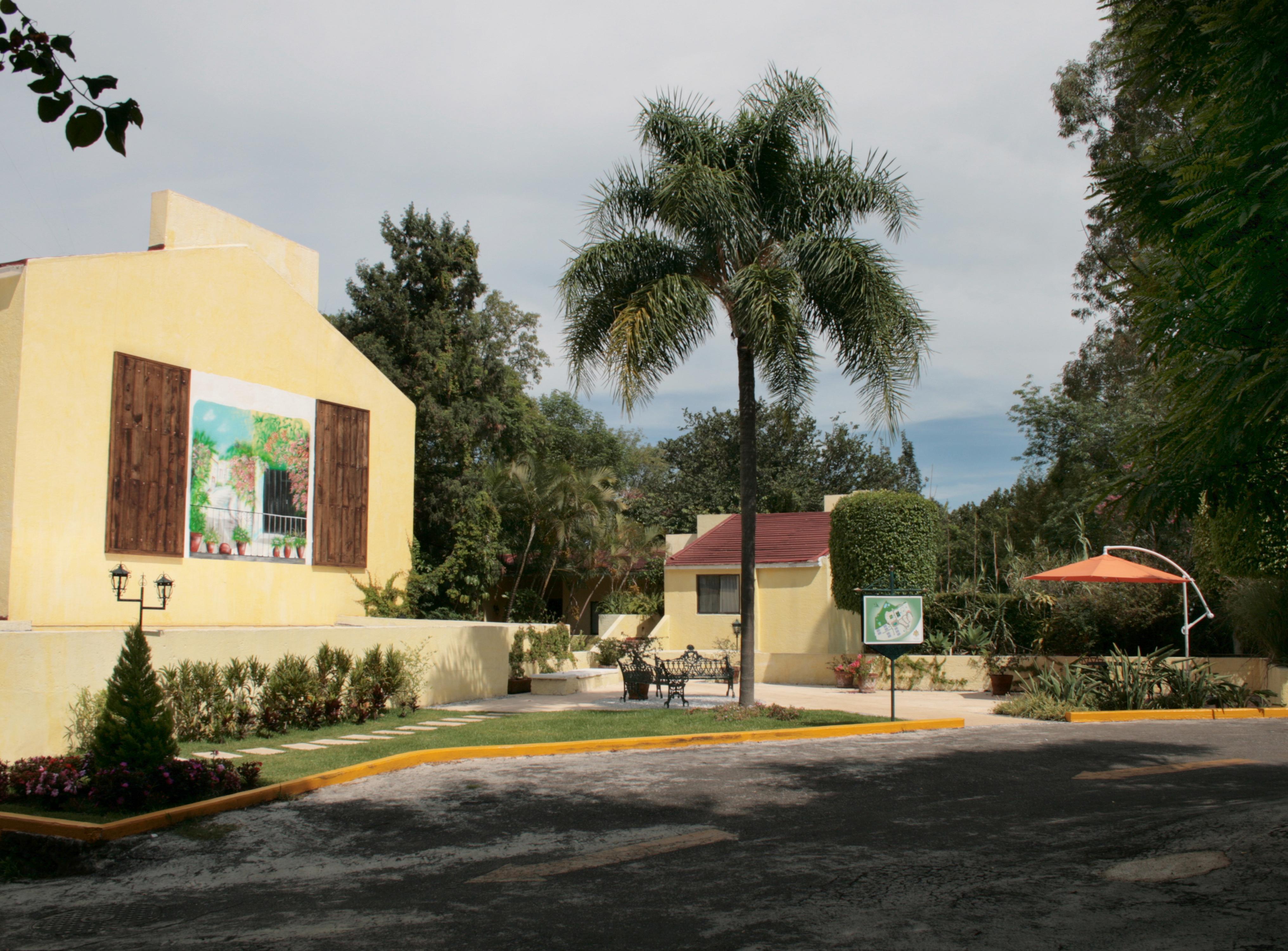 Hotel Racquet Cuernavaca Exterior photo